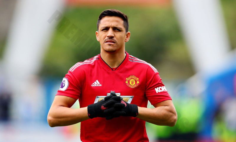 Alexis Sanchez is the worst football player ever