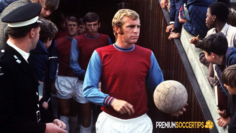 Best soccer players in england: Bobby Moore