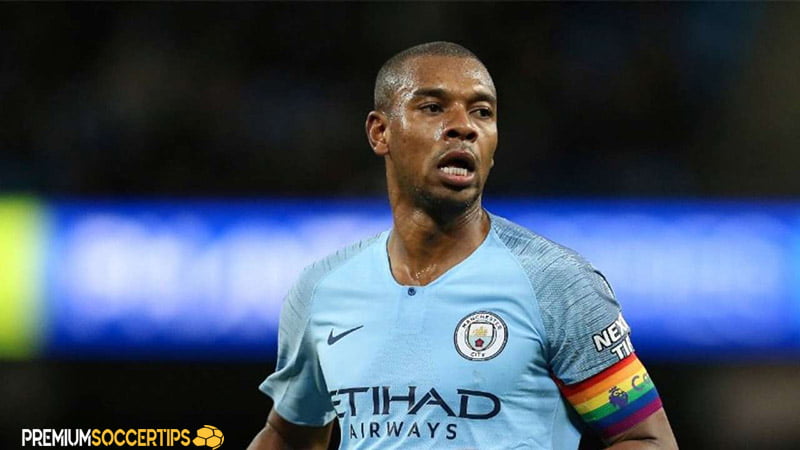 Fernandinho - Best players on Man City