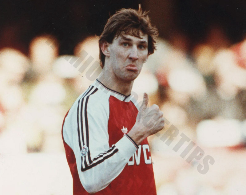 Tony Adams - Best players of Arsenal