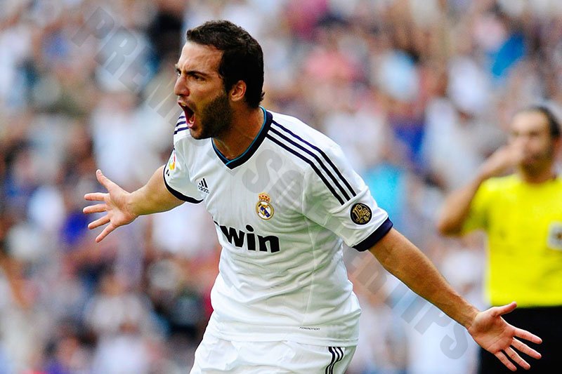 Higuain - Super sub football