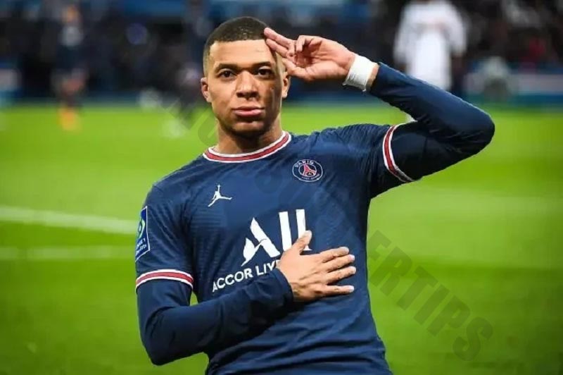 Kylian Mbappe - Overrated soccer players