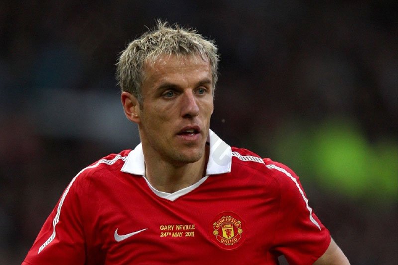 Phil Neville - Most yellow cards in a soccer game