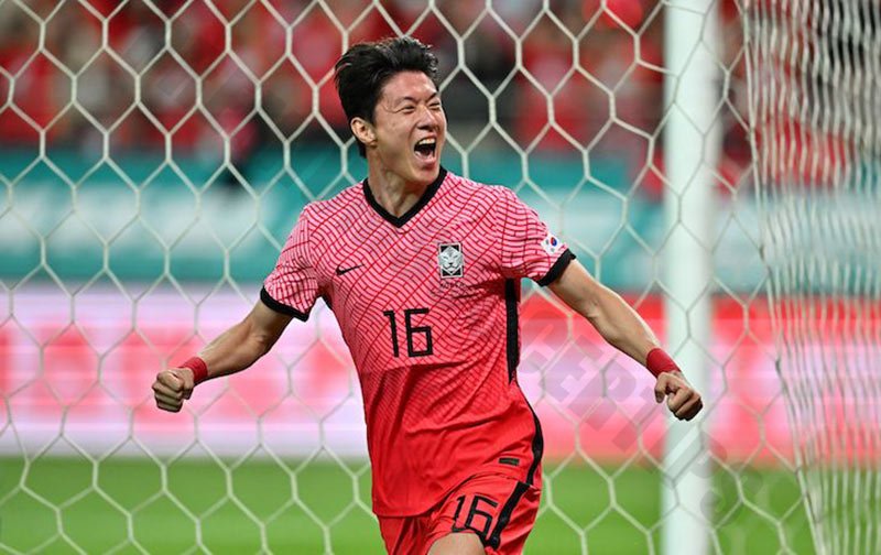 Hwang Ui-Jo: Best Korean soccer player of all time