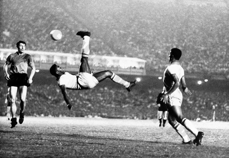 Pele - Best bicycle kick in football