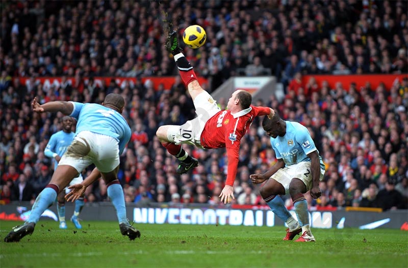 Wayne Rooney - Best bicycle kick in football