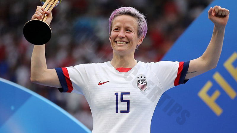 Megan Rapinoe - Best female american football player