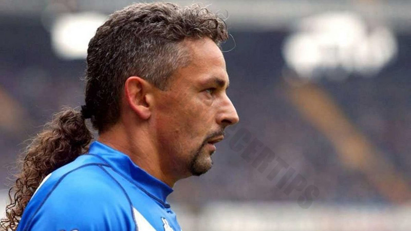 Serie a top goal scorer: Roberto Baggio