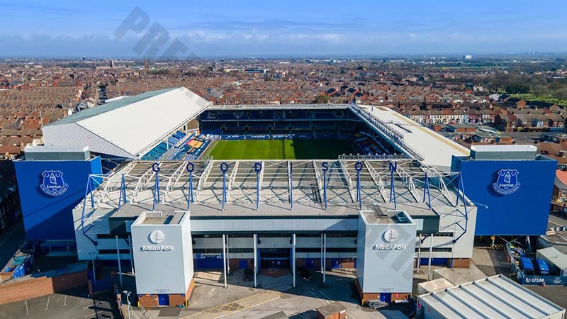 Oldest football stadium in the world: Goodison Park (England - 1892)