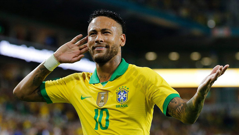 Who is the most injured football player​: Neymar