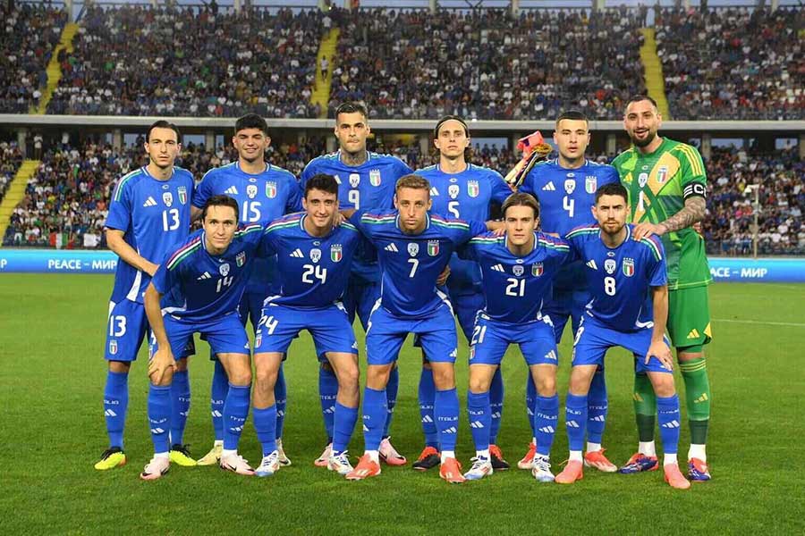 Top 10 best football team in the world country: Italy (1713.66 points)