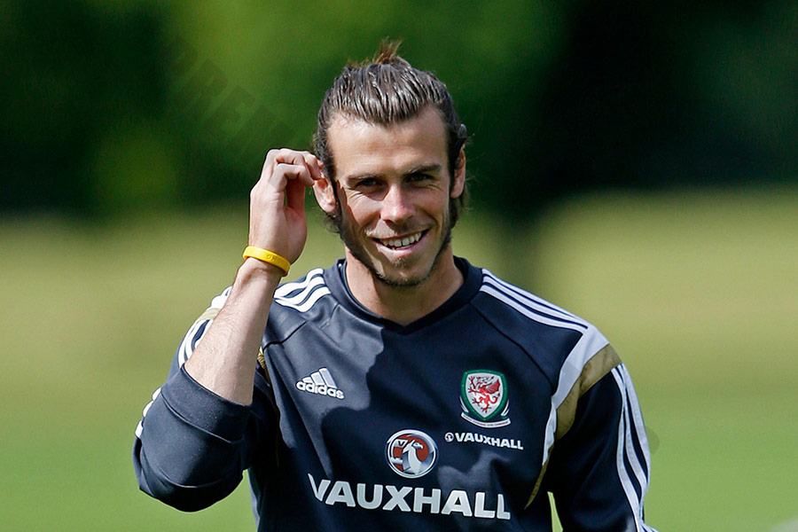 Famous football players number 11: Gareth Frank Bale