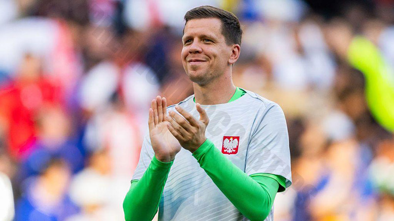 Wojciech Szczesny has surprisingly announced his retirement in August 2024 at the age of 34