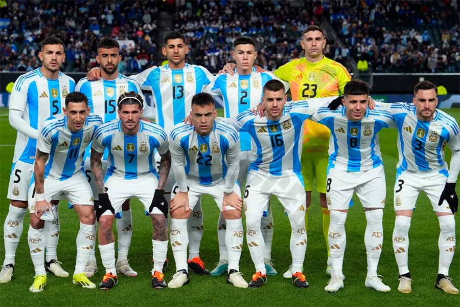 Which country has the best football players in the world: Argentina