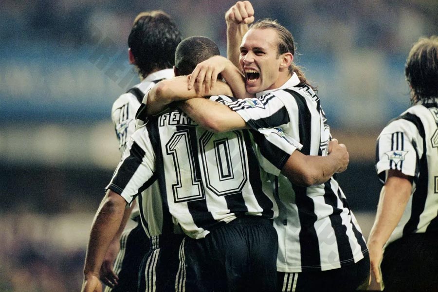 biggest man united loss: Newcastle United 5-0 Manchester United (1996)