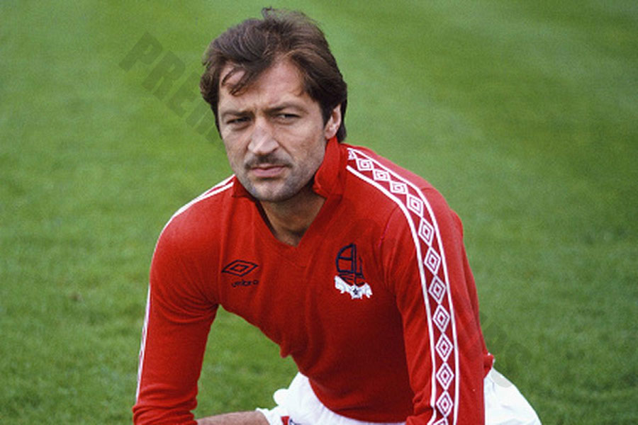 Frank Worthington - Footballers behaving badly