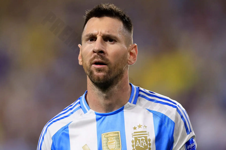 Lionel Messi - Players most goals and assists in international football history