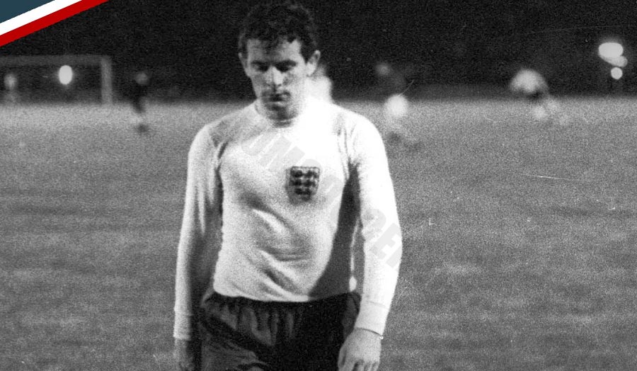 Alan Mullery - Great goalscoring ability, relentless fighting spirit
