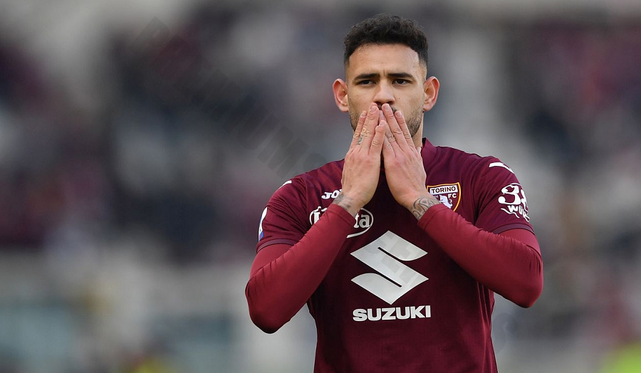 Antonio Sanabria - The modern striker, knows how to score unexpected goals and is effective in high-speed matches