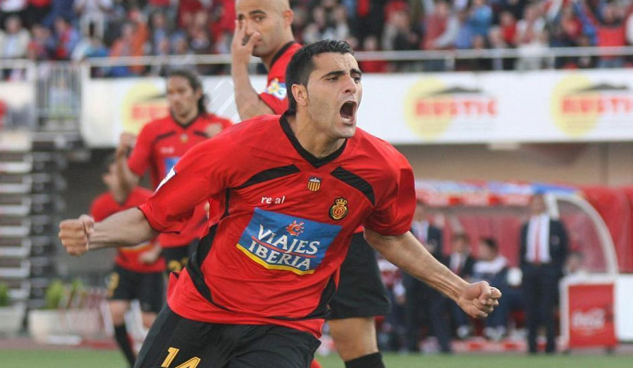 Dani Güiza - A sharp penalty box killer, absolutely effective in seizing scoring opportunities