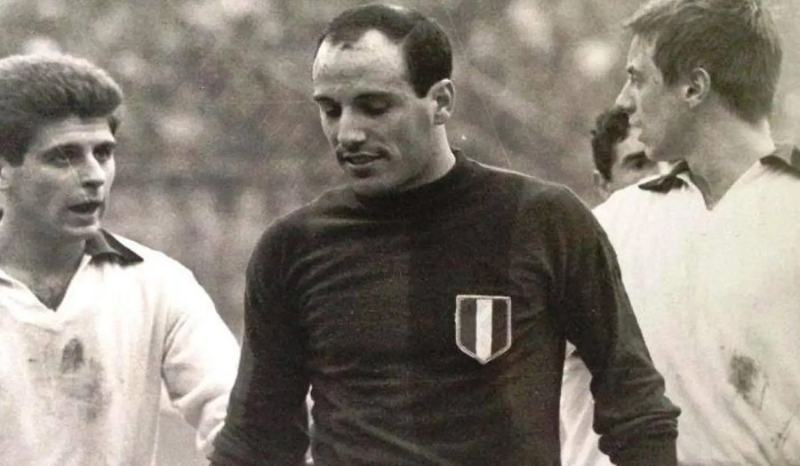 Ezio Pascutti - Boxing assassin, often increases over and goalscorer