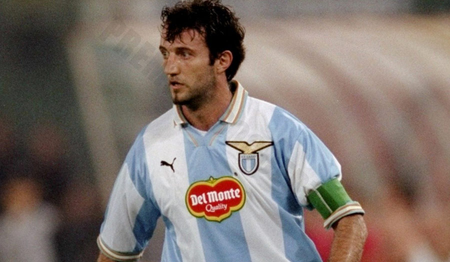 Giuseppe Favalli – Captain and symbol of endurance, played the most matches in Lazio history