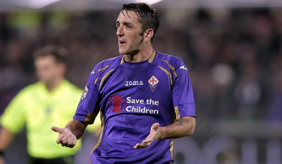 Gonzalo Rodríguez - Steel center back, reliable stopper helps Villarreal conquer Europe