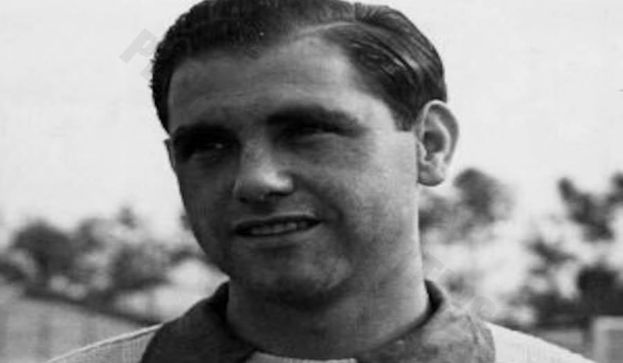 José María Busto – The iron goalkeeper, contributed greatly to the 1945-46 La Liga championship