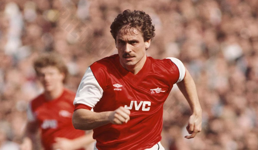 Kenny Sansom - Excellent defense, symbol of resilience