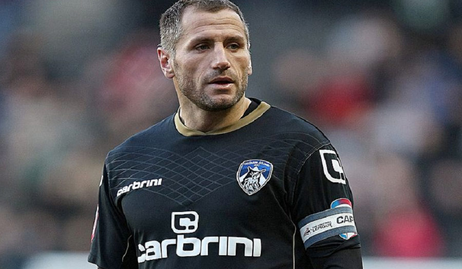 Shefki Kuqi - Power and aerial ability, a nightmare in the air