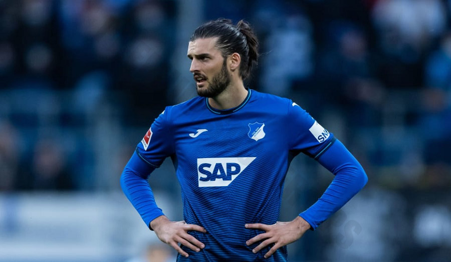 Florian Grillitsch - Versatile midfielder, controlling the game and playing a key tactical role