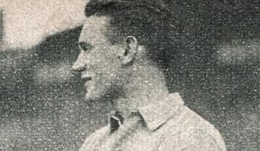 Jean Snella - Tactical defensive midfielder, key in controlling the game and midfield betting