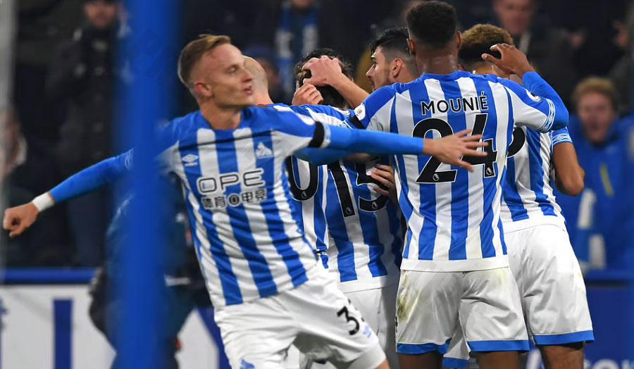 Huddersfield 2018/19 - Completely deadlocked gameplay, only suitable for underdogs and easy opponent wins