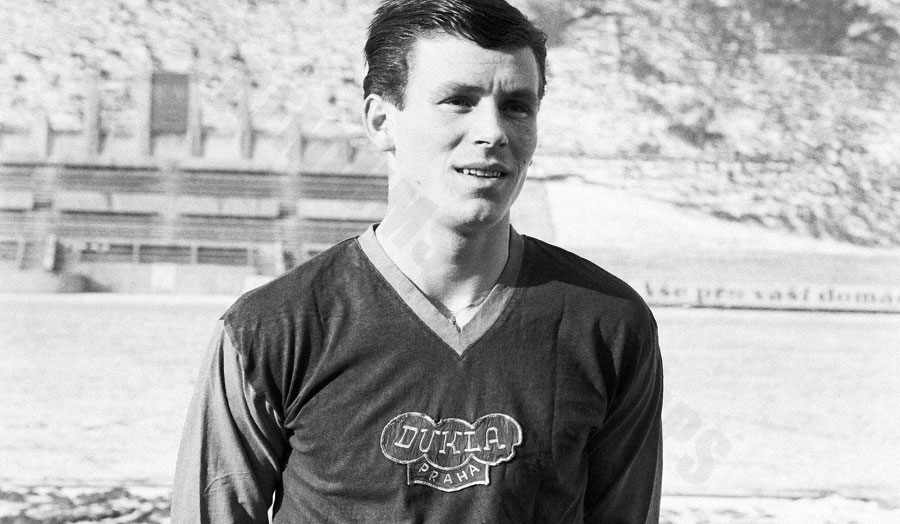 Jozef Adamec – The speedy striker who scored a hat-trick against legendary Brazil