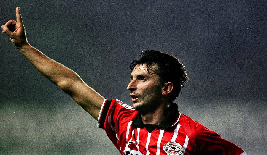 Luc Nilis – A delicate striker with the ability to shoot from afar and coordinate well with the stars