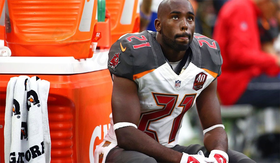 Alterraun Verner UCLA cornerback, All-American 2009 and NFL Pro Bowl selection