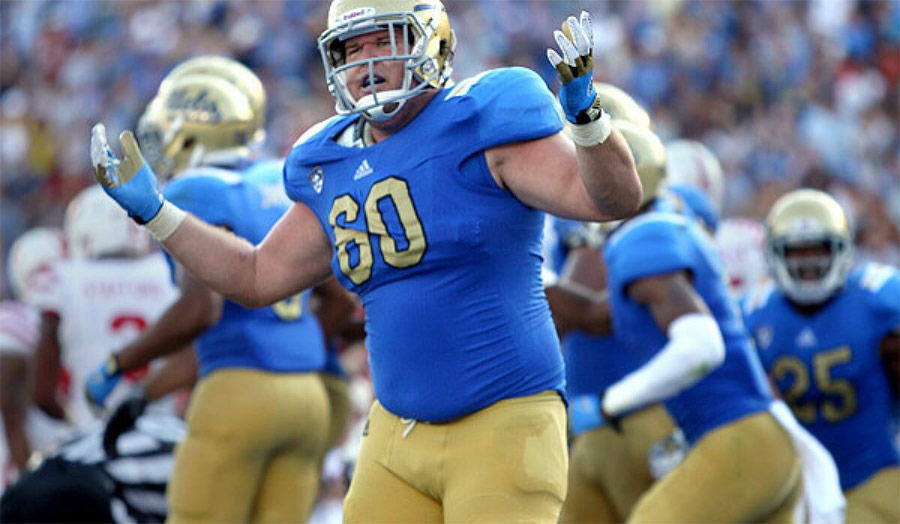 Kris Farris UCLA offensive lineman, Outland Trophy 1998 for best interior lineman