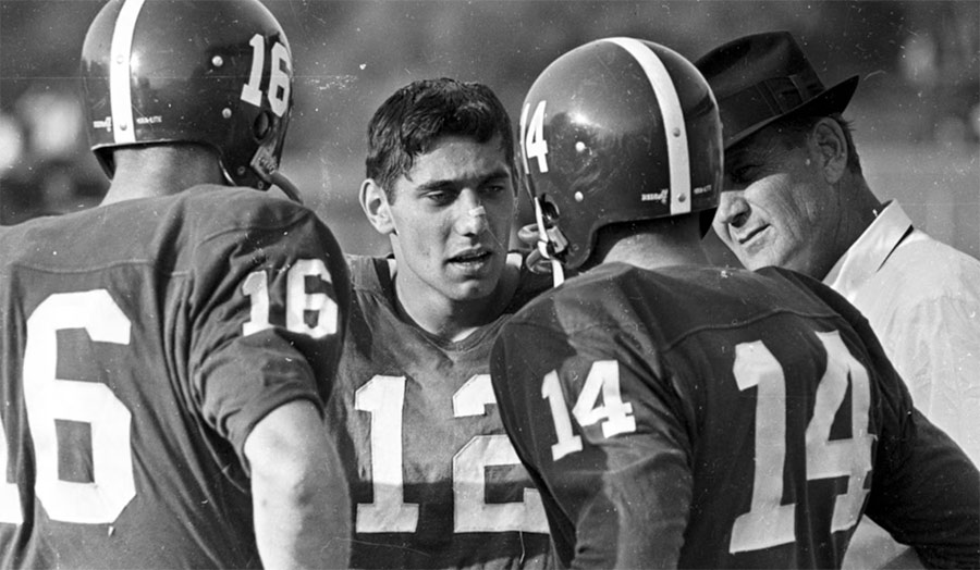 Joe Namath in Alabama uniform ready to throw the football