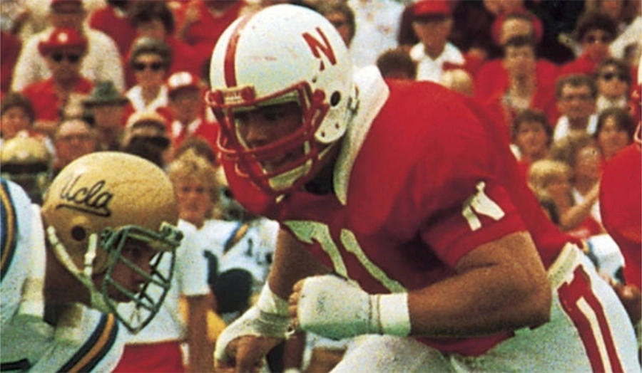 Dean Steinkuhler blocking for Nebraska